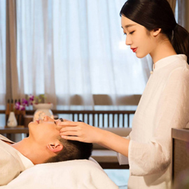 郑州YanYan养生馆秉持“客户至上”的服务理念